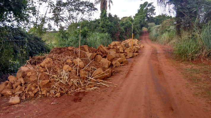 Departamento de Obras realizará reparos em outra passagem do córrego da ‘Estrada da Calumby’