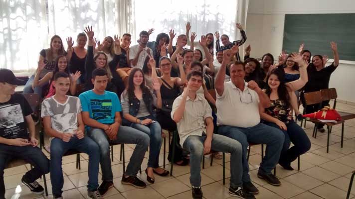 Cerca de 60 alunos concluem o curso do Programa Estadual de Qualificação