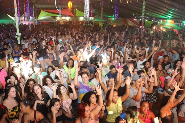 ‘Carnaval da Família’ levou mais de 20 mil pessoas ao Centro de Lazer do Trabalhador