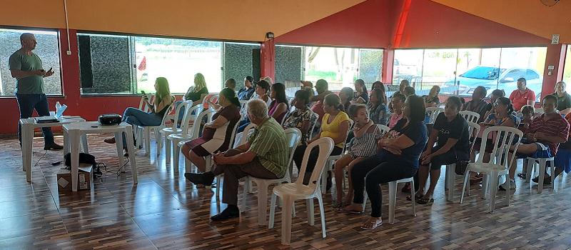 Foto: Produtores do Assentamento Aurora participam do Dia de Campo
