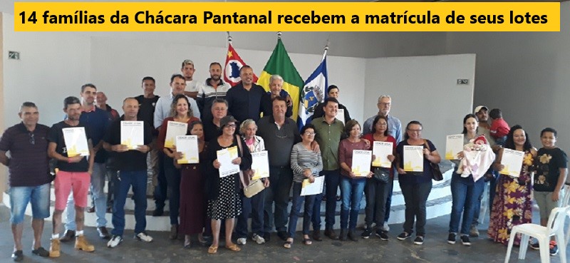 Prefeitura entrega a titularidade de lotes a 14 famílias da Chácara Pantanal