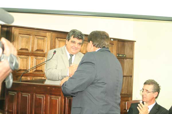 Dr. Paulo Guerra se despede da cadeira de prefeito e da vida pública