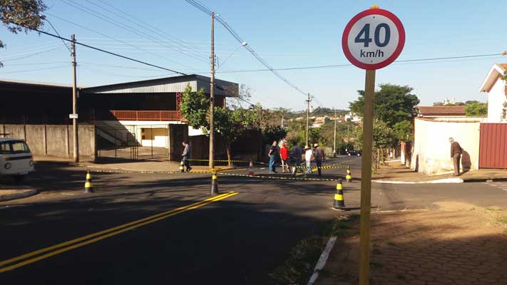 Avenida Pio 12 recebe pintura de solo e limitação de velocidade