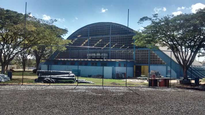 Obras do novo campo society do Centro de Lazer do Trabalhador entram na reta final