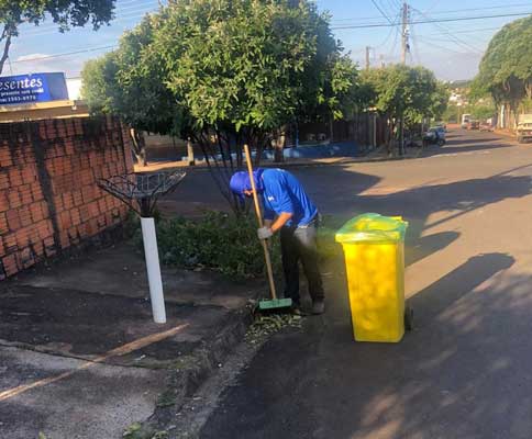 Prefeitura inova na terceirização da limpeza urbana e serviços já começaram a ser executados