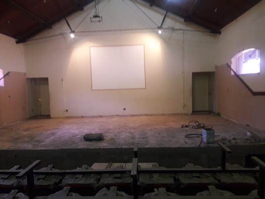 Reforma do Anfiteatro “Profª. Georgina Lefcadito Álvares” e do Museu Público Municipal prosseguem em ritmo acelerado.