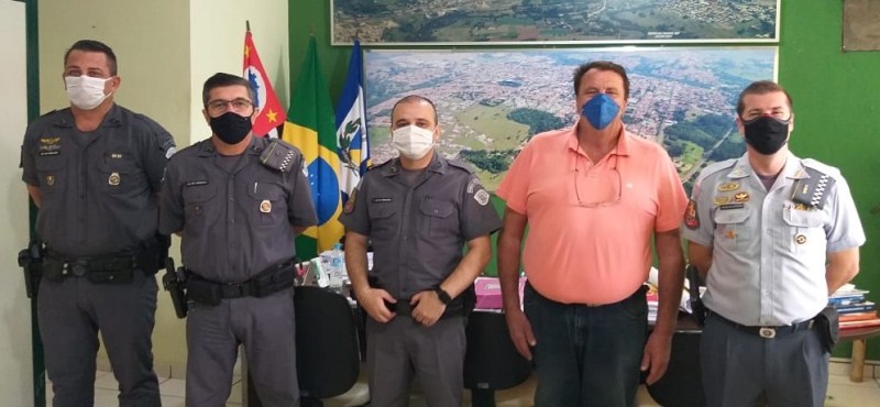 Prefeito Becão recebe a visita do novo comandante do 38º Batalhão da PM