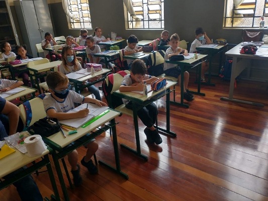 EMEF “Coronel Tobias” comemora 120 anos de fundação
