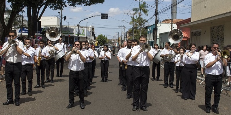 Escola de Música Municipal fará gravação de clipe de Natal ao vivo