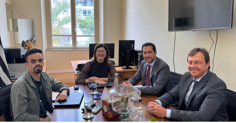 Prefeito vai a São Paulo pleitear a liberação de recursos e projetos para o municÃpio