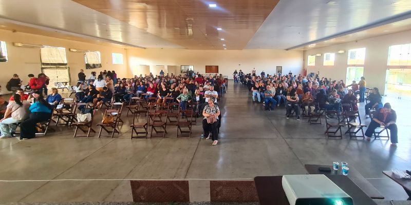 Foto: Profissionais da Educação de Descalvado participam de capacitação sobre violência e violação de direitos de crianças e adolescentes